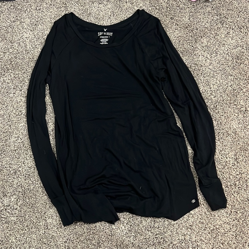soft and sexy jegging long sleeve *not wrinkly just the layout* size small
